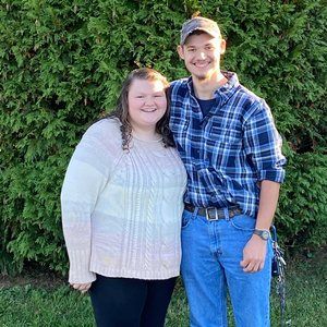 Meet your Posher, Carley